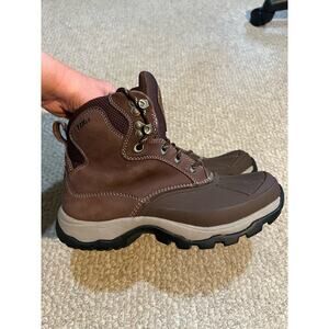 LL. Bean brown leather boots Pimaloft 200 EUC women’s size 8